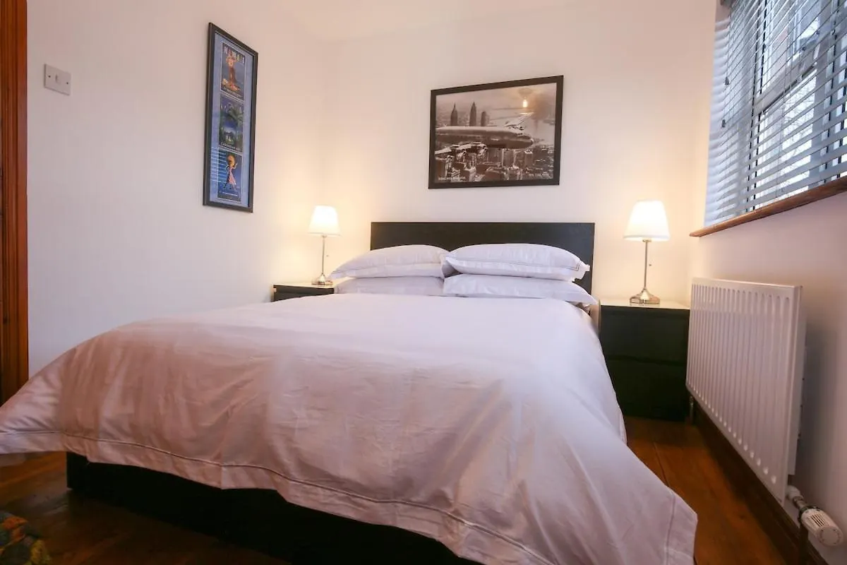 The Redburn Villa Belfast Holiday home