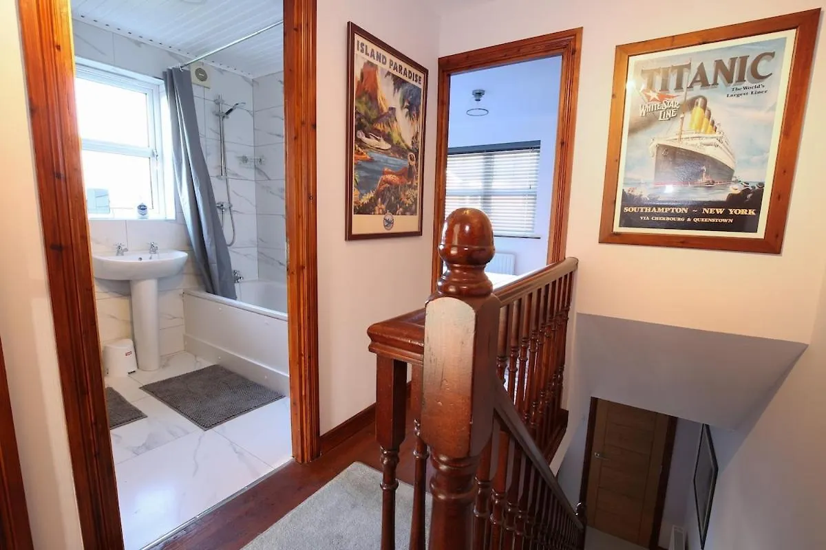 The Redburn Villa Belfast Holiday home
